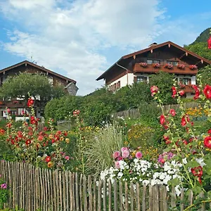 Bauernhof Gästehaus Koyerbauer Boardinghouse, Aschau im Chiemgau